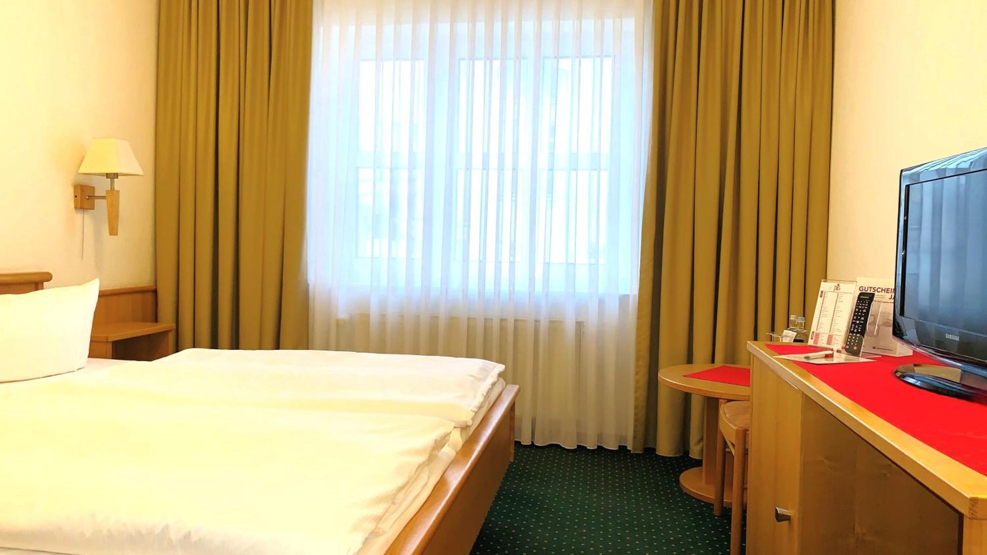 Park Hotel Sellin エクステリア 写真