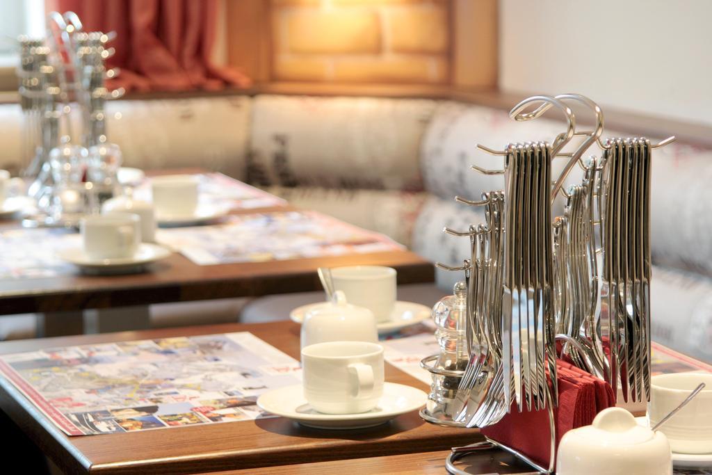 Park Hotel Sellin エクステリア 写真