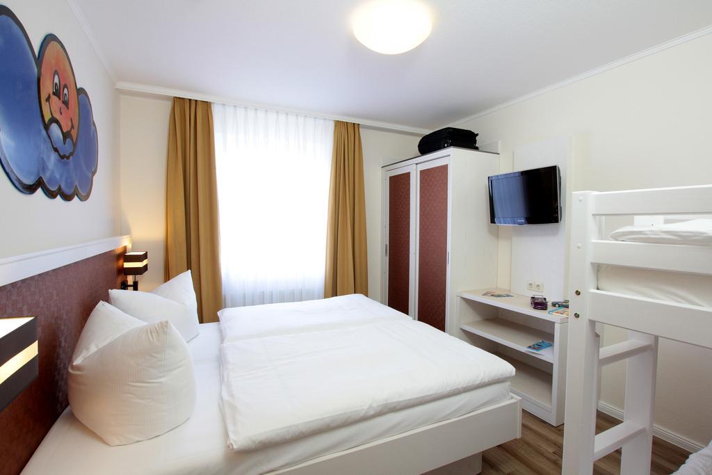 Park Hotel Sellin エクステリア 写真