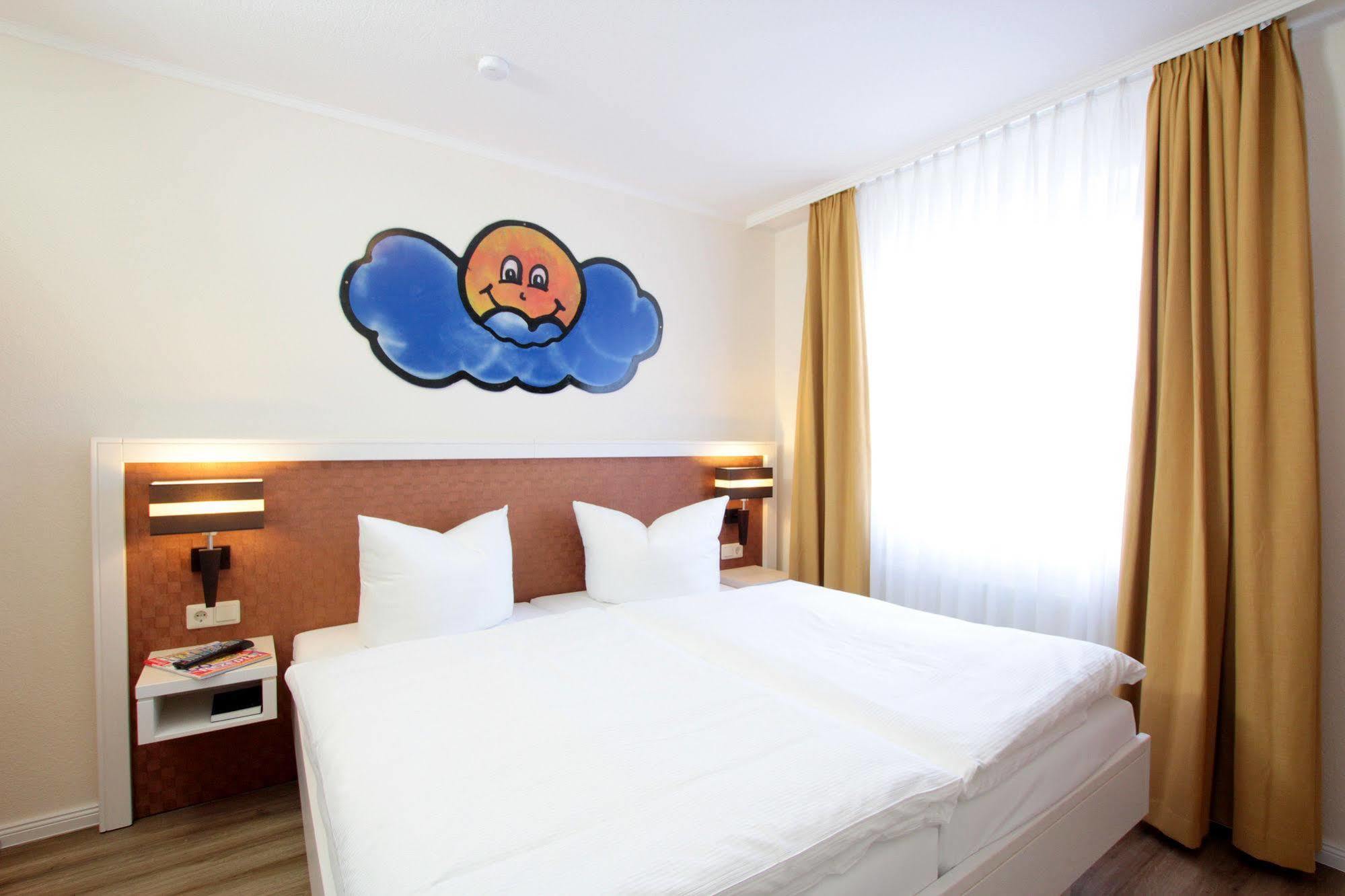 Park Hotel Sellin エクステリア 写真
